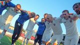 Валерий Есипов празднует победу