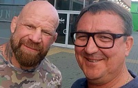 Жители Волгограда восхитились поведением Джеффа Монсона в супермаркете